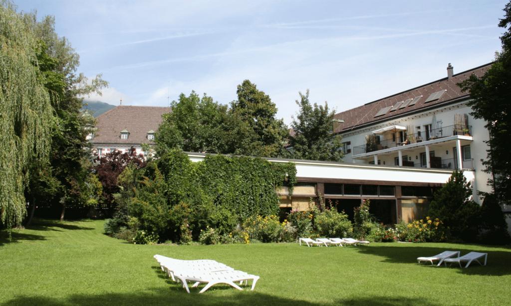 Schlosshotel Post Edelfreisitz Sprengenstein Imst Exteriör bild